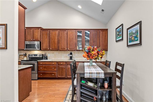 503 Friedberg Village Drive, Winston-salem, NC 27127