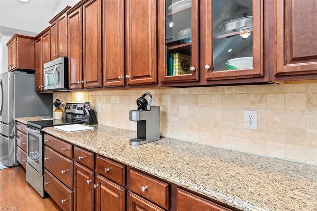 503 Friedberg Village Drive, Winston-salem, NC 27127