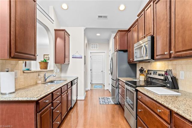 503 Friedberg Village Drive, Winston-salem, NC 27127