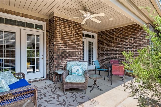 503 Friedberg Village Drive, Winston-salem, NC 27127