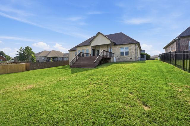 145 Covey Rise Cir, Clarksville, TN 37043
