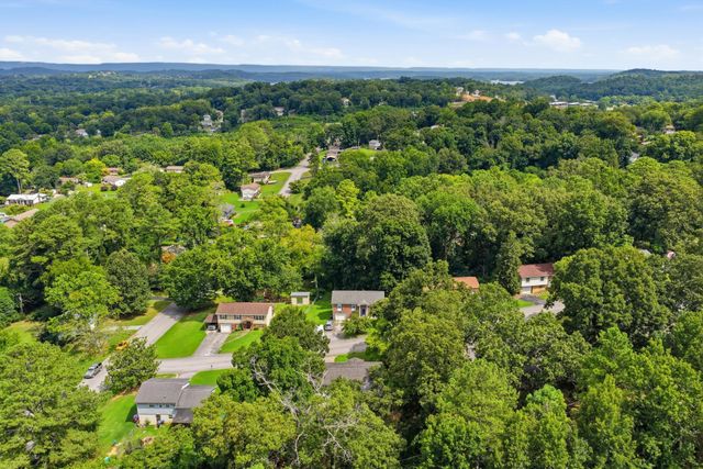 5871 Stonewall Drive, Harrison, TN 37341