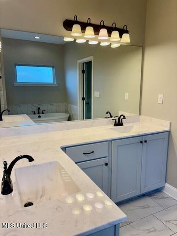 1123 Peggy Cove, Hernando, MS 38632