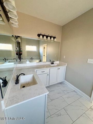 1123 Peggy Cove, Hernando, MS 38632