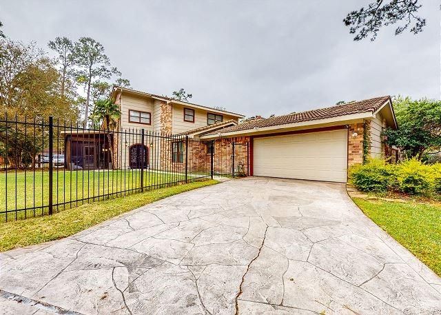 3420 Mission Viejo Street, Baytown, TX 77521