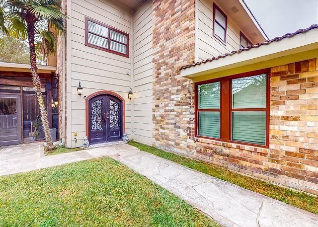 3420 Mission Viejo Street, Baytown, TX 77521