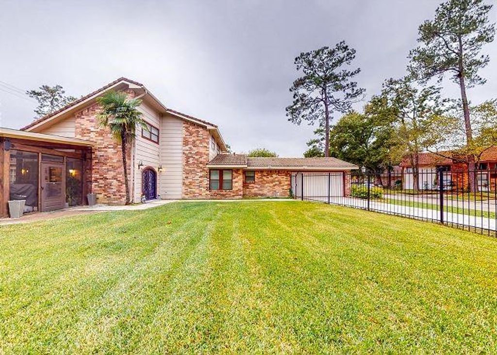 3420 Mission Viejo Street, Baytown, TX 77521