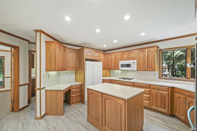 3723 Capilano Drive, West Lafayette, IN 47906
