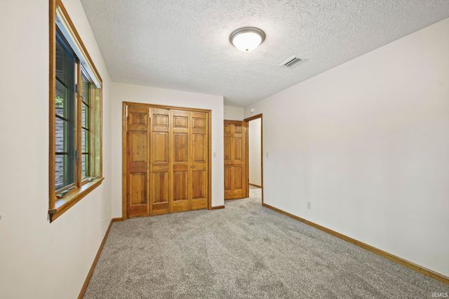 3723 Capilano Drive, West Lafayette, IN 47906