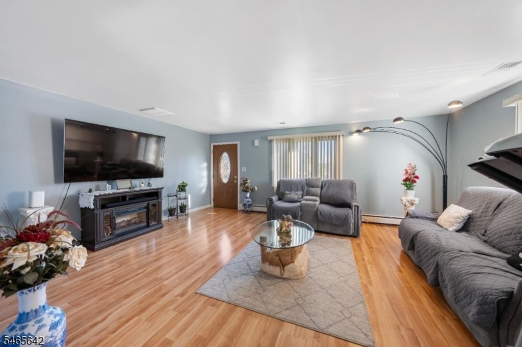 23 Radcliffe St, South River Boro, NJ 08882 — photo 3