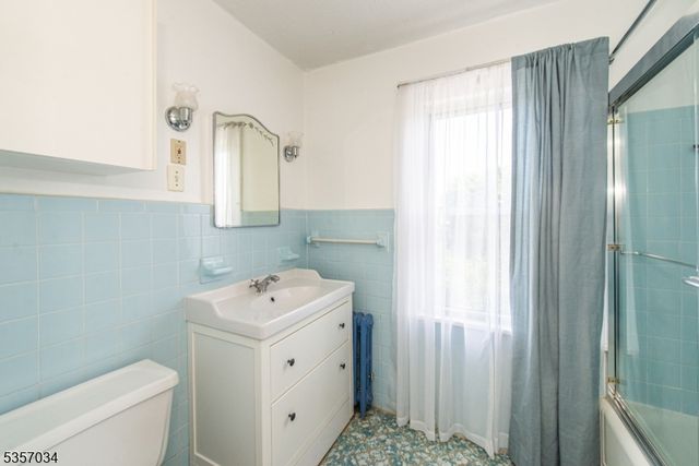32 Martin Ave, Clifton City, NJ 07012