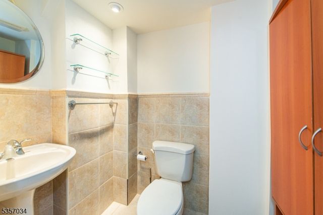32 Martin Ave, Clifton City, NJ 07012