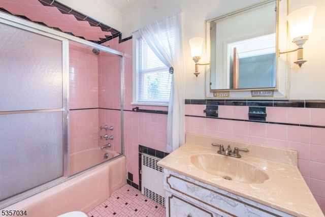 32 Martin Ave, Clifton City, NJ 07012