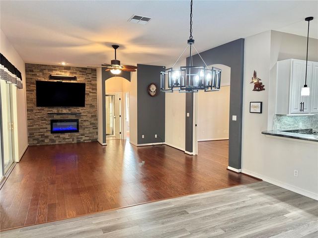 25501 MAUREPAS LANE, Leesburg, FL 34748