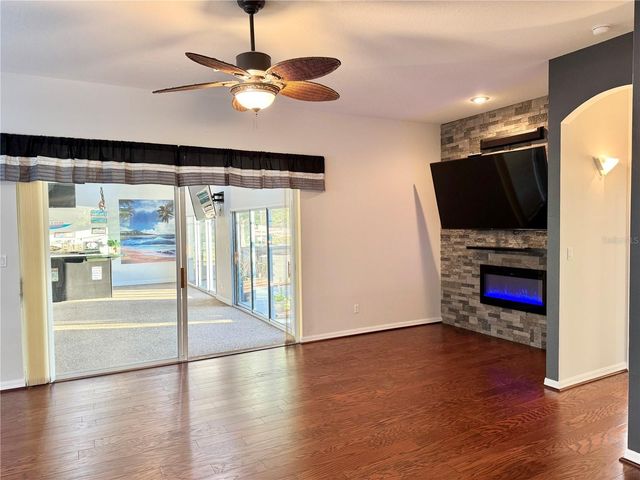 25501 MAUREPAS LANE, Leesburg, FL 34748