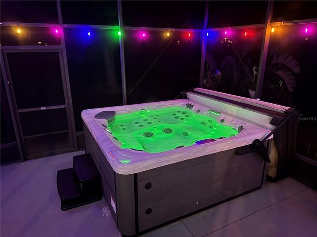 25501 MAUREPAS LANE, Leesburg, FL 34748