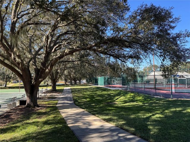 25501 MAUREPAS LANE, Leesburg, FL 34748