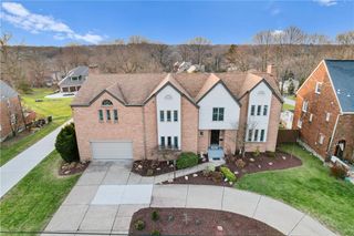 4636 Brownsville, Whitehall, PA 15236