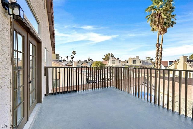 6078 Autumn Rose Way, Las Vegas, NV 89142