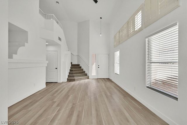 6078 Autumn Rose Way, Las Vegas, NV 89142