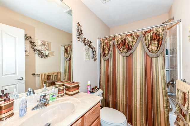 11765 Harvard Lane, Carmel, IN 46032