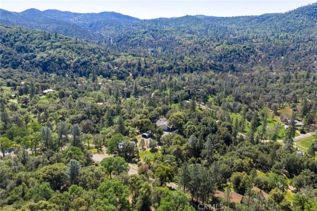 6657 Deer Park, Midpines, CA 95345