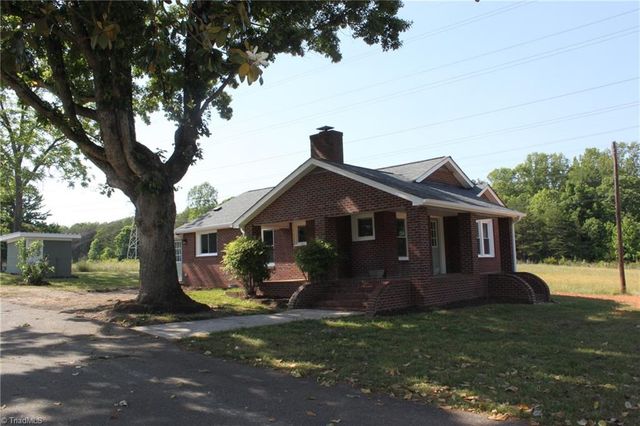 6337 US Highway 21, Jonesville, NC 28642
