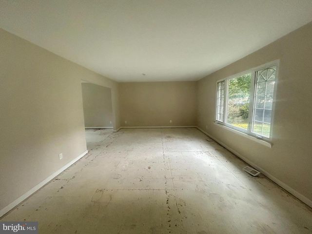6 HARRELL AVE, Williamstown, NJ 08094