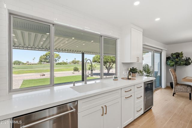 19430 N WILLOWCREEK Circle, Sun City, AZ 85373