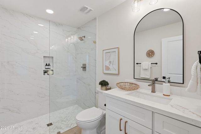 19430 N WILLOWCREEK Circle, Sun City, AZ 85373