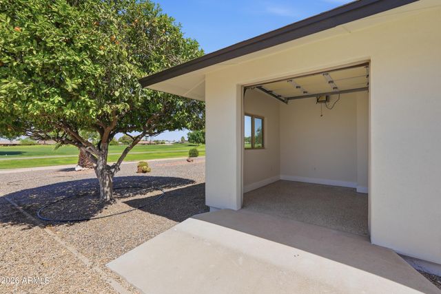 19430 N WILLOWCREEK Circle, Sun City, AZ 85373