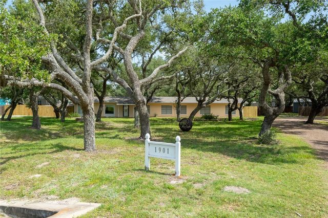 1901 FM 3036, Rockport, TX 78382