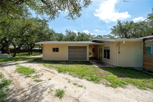 1901 FM 3036, Rockport, TX 78382