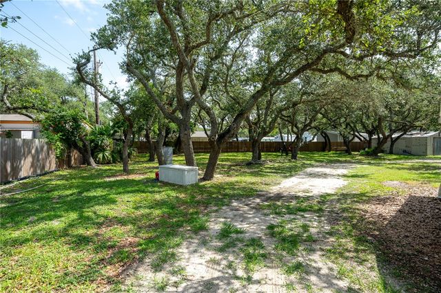 1901 FM 3036, Rockport, TX 78382