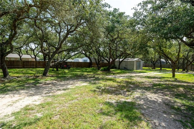 1901 FM 3036, Rockport, TX 78382