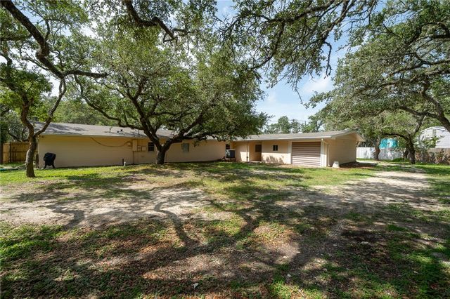 1901 FM 3036, Rockport, TX 78382