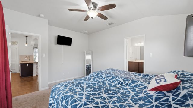 2299 Clover, New Braunfels, TX 78130