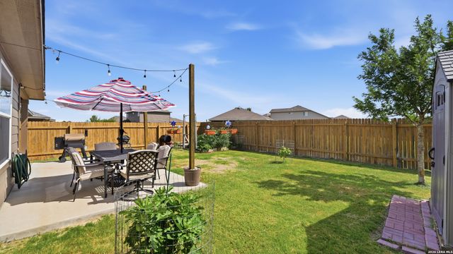 2299 Clover, New Braunfels, TX 78130