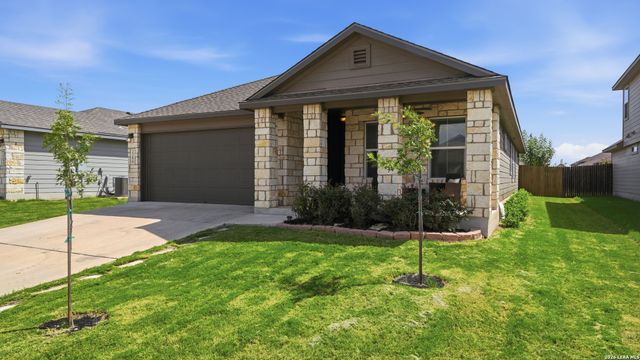 2299 Clover, New Braunfels, TX 78130
