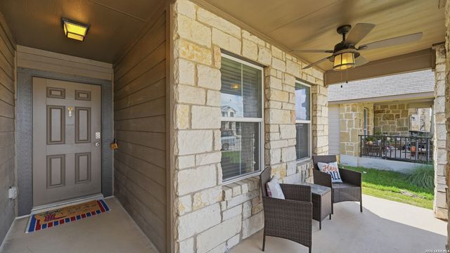 2299 Clover, New Braunfels, TX 78130