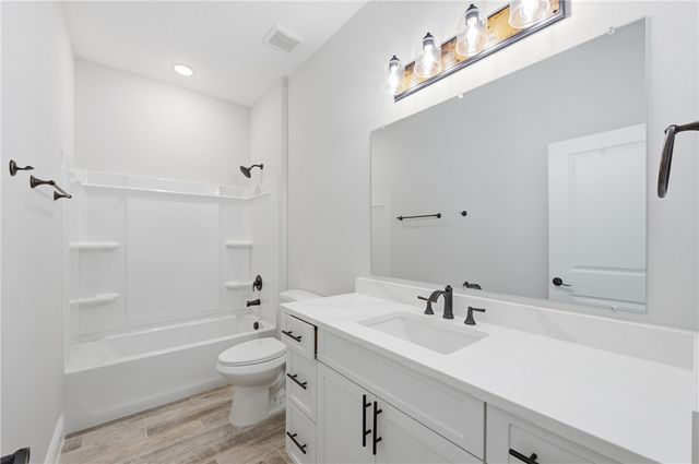 8345 100th Avenue, Vero Beach, FL 32967