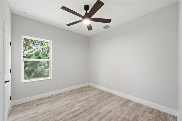 8345 100th Avenue, Vero Beach, FL 32967