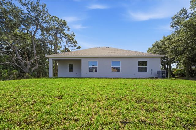 8345 100th Avenue, Vero Beach, FL 32967