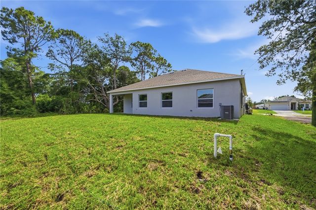 8345 100th Avenue, Vero Beach, FL 32967