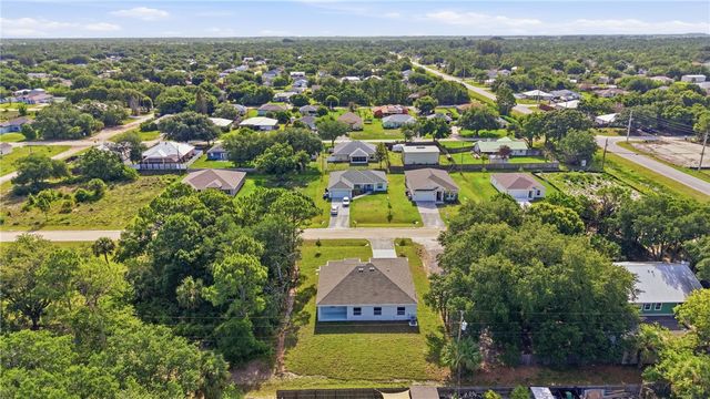 8345 100th Avenue, Vero Beach, FL 32967