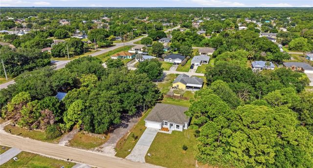 8345 100th Avenue, Vero Beach, FL 32967