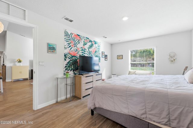 16 WHITE DEER Lane, Palm Coast, FL 32164