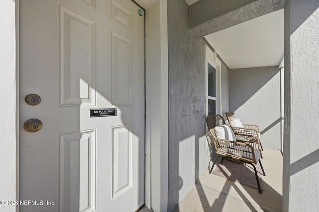 16 WHITE DEER Lane, Palm Coast, FL 32164