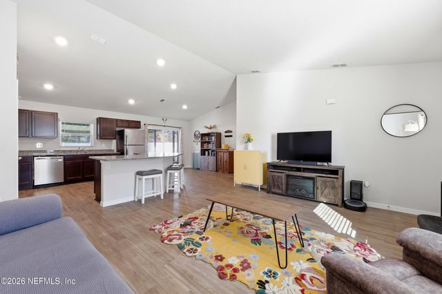 16 WHITE DEER Lane, Palm Coast, FL 32164