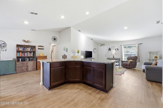 16 WHITE DEER Lane, Palm Coast, FL 32164